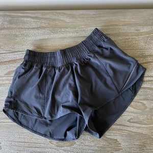 Lululemon size 4 shorts